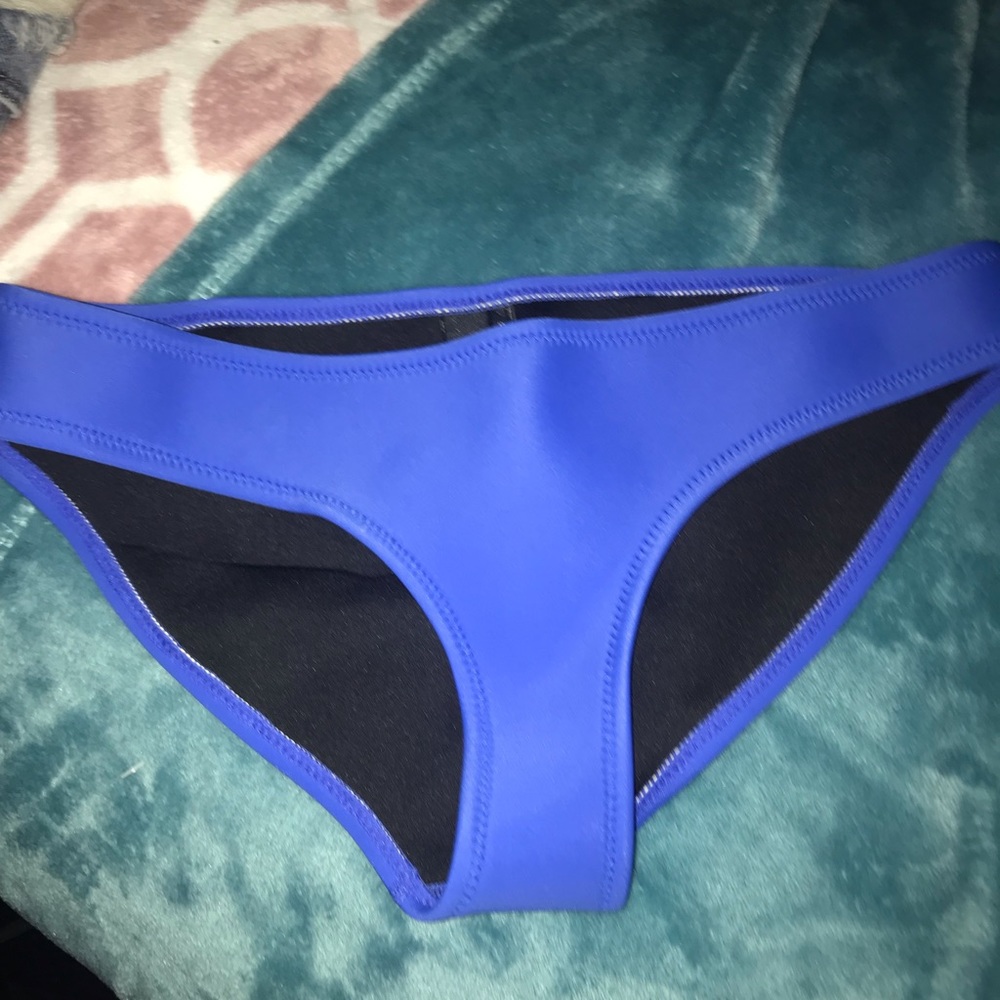Bathing suit bottom